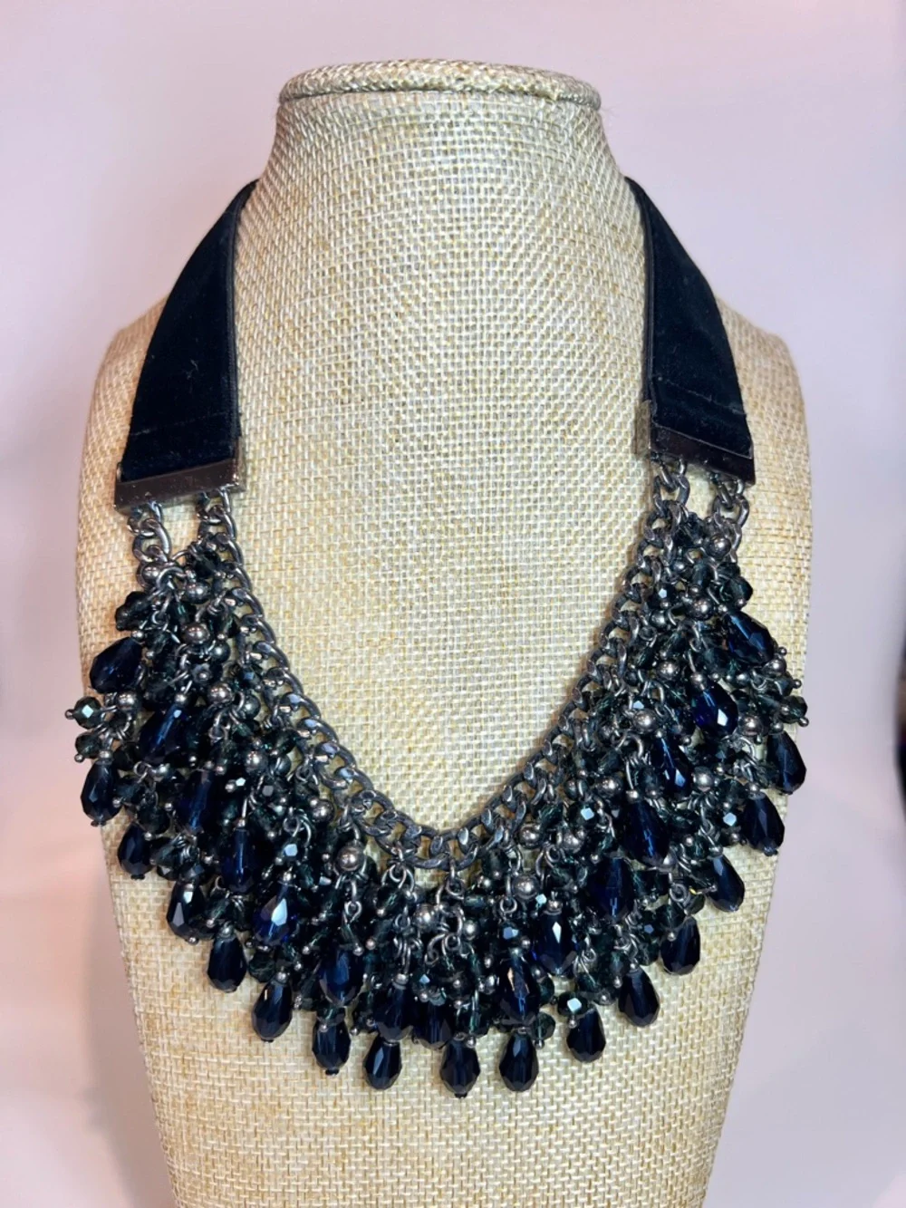 WHBM glass gun metal black suede cluster glass teardrop bib statement necklace - Picture 1 of 8